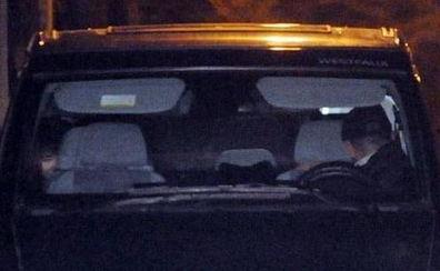 车震直播在线观看,在线观看背后的秘密与争议